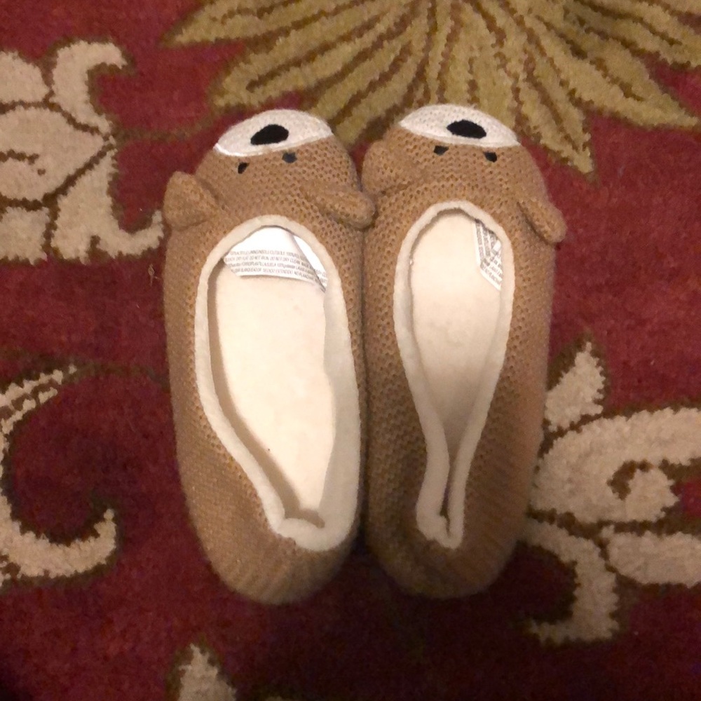 CUTE BEAR SLIPPERS